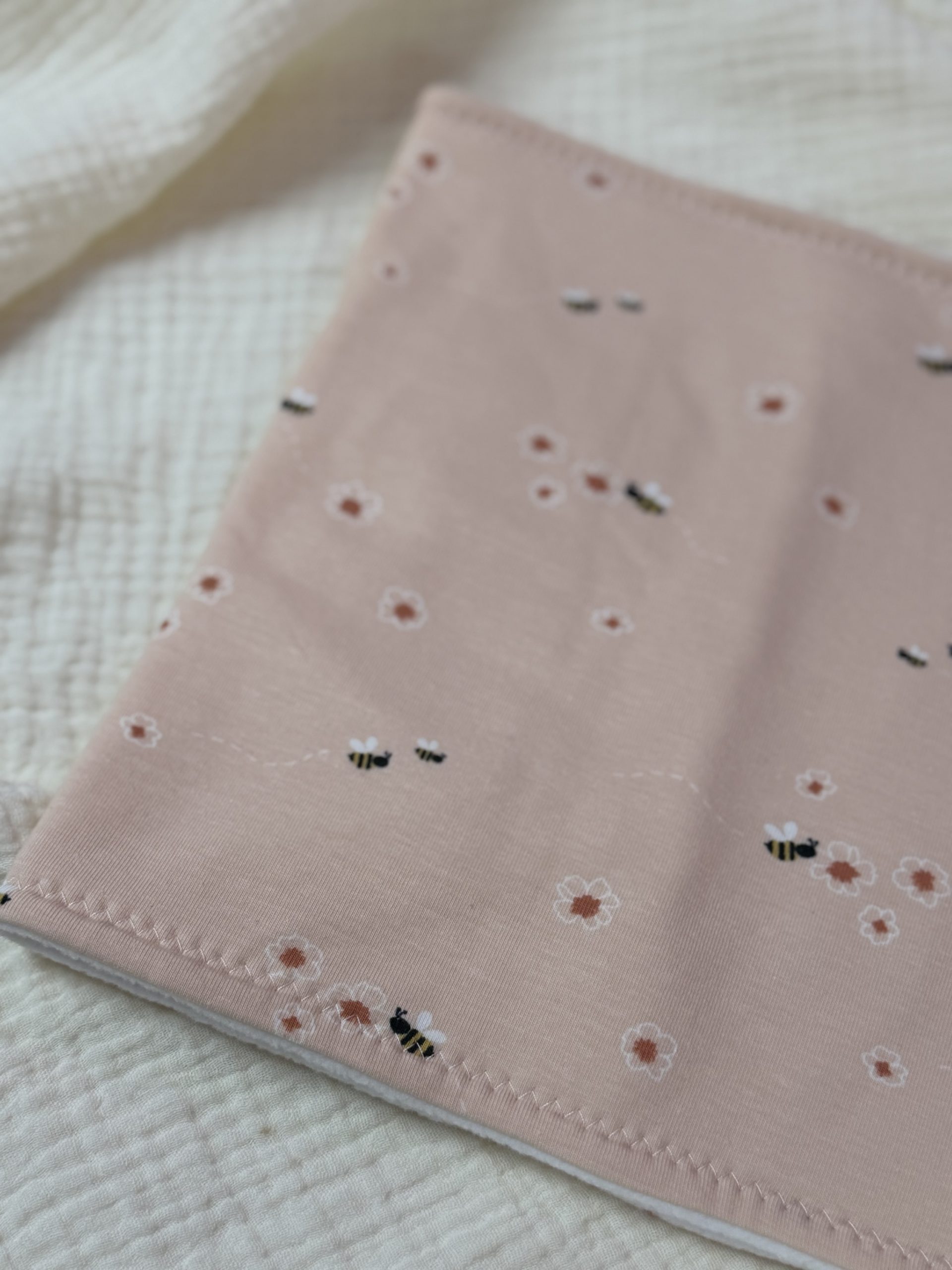 Schlupfschal (Bienen)