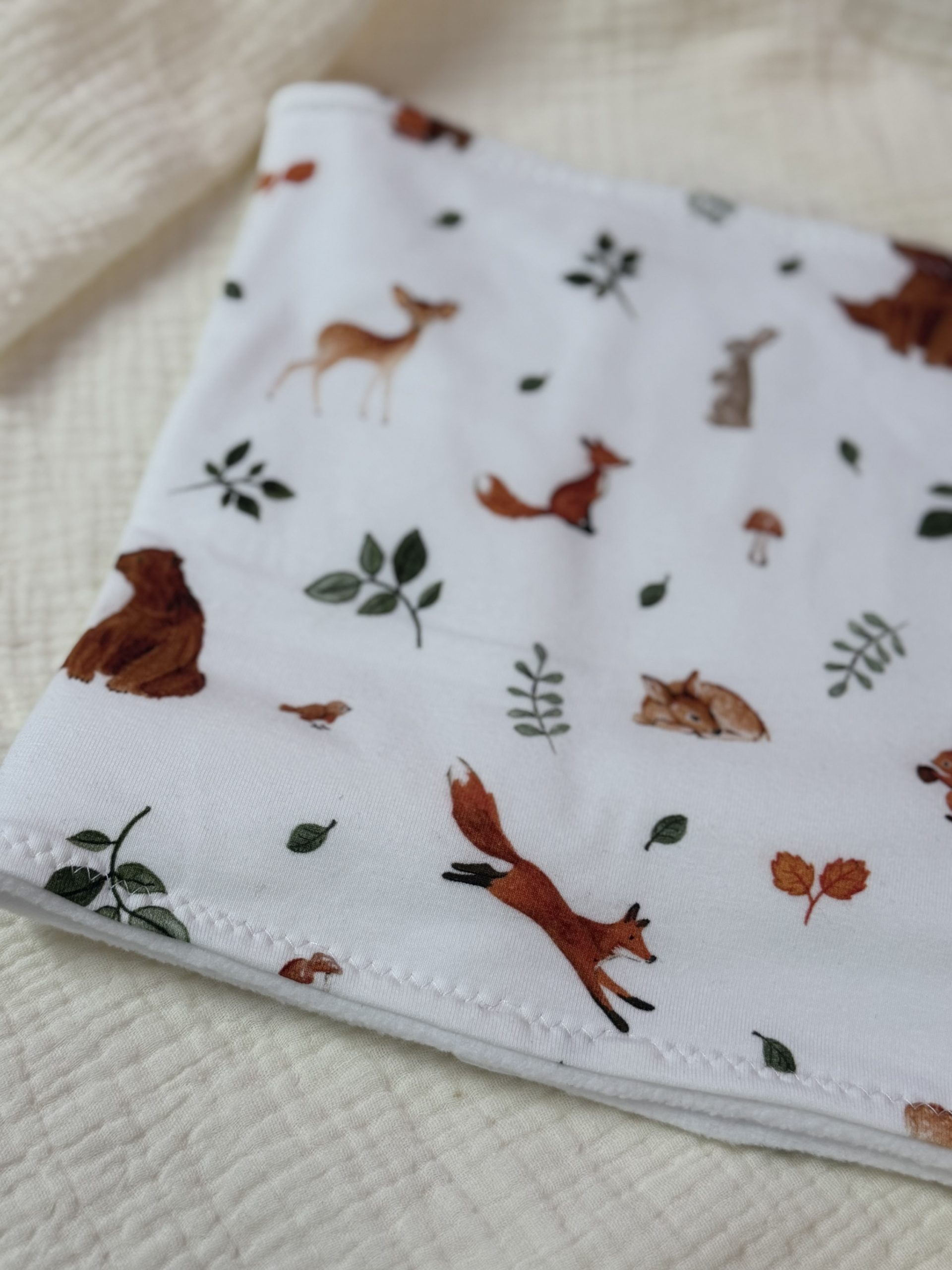 Schlupfschal (Waldtiere)