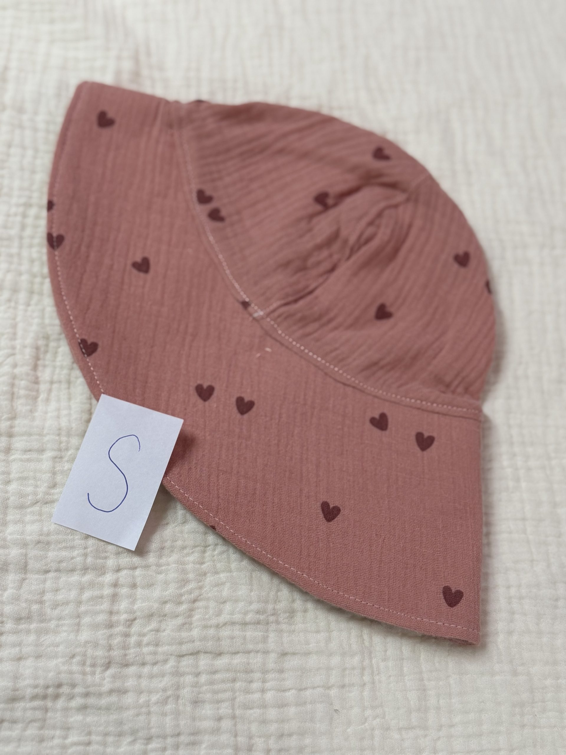 Sonnenhut Größe S (Musselin Herzen)