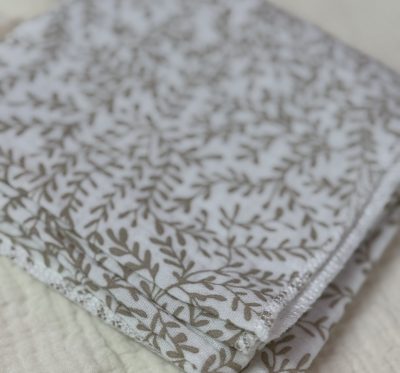 Musselin Halstuch (Blätterranken)