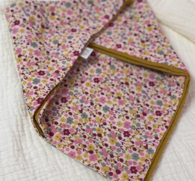 Dreieckstuch (Blumenwiese Senfgelb)