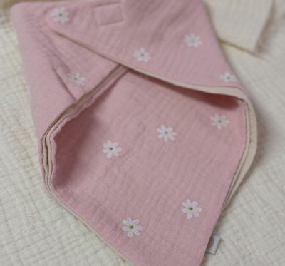 Dreieckstuch (Rosa weisse Blumen Natur)