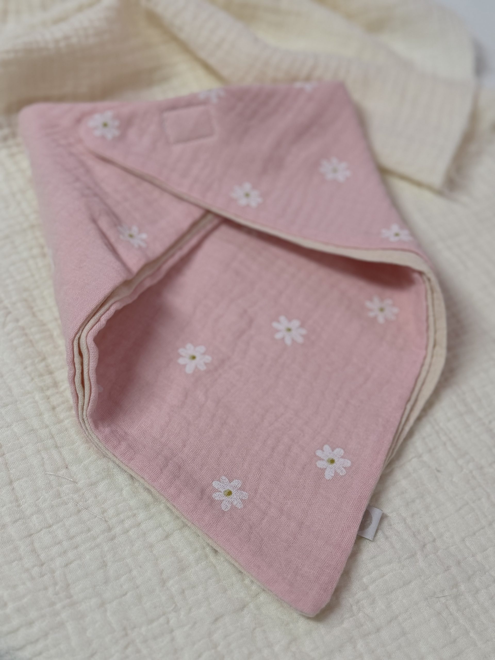 Dreieckstuch (Rosa weisse Blumen Natur)